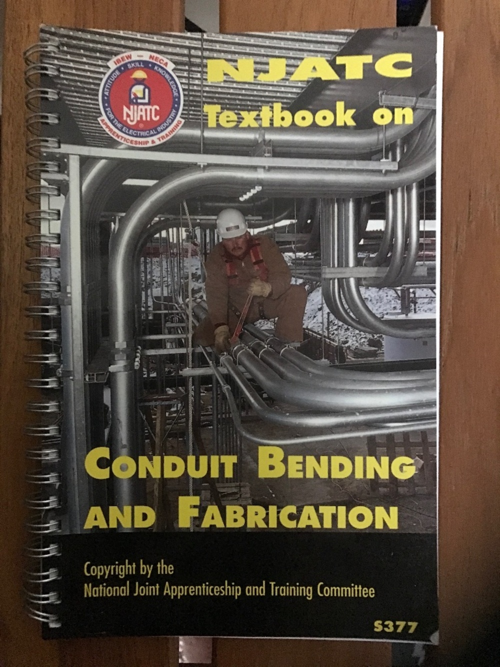 NJATC TEXTBOOK ON CONDUIT BENDING AND FABRICATION S377